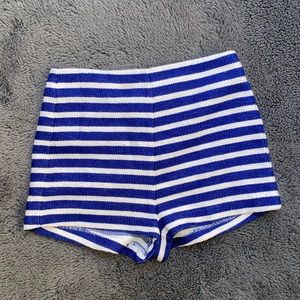 Great for 4th of July!
High Waisted Blue & White Cute Cotton Shorts!